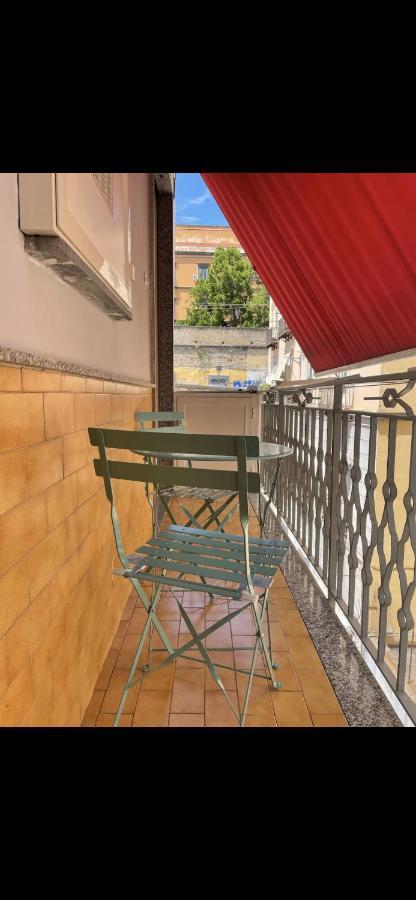 Bed and Breakfast Casa Pier Paolo & Stella à Naples Extérieur photo